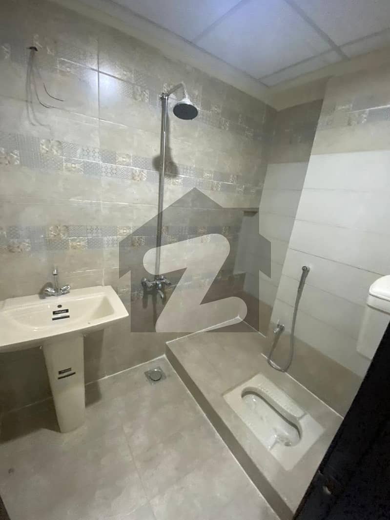 2 Bed Lounge Flat Is For Sale 1