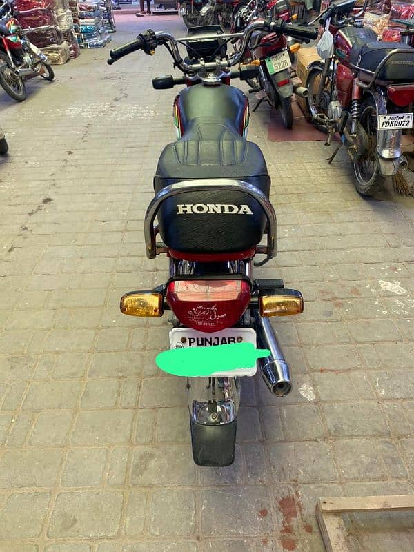 Honda cd70 7