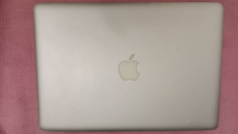 MacBook Pro 15-inch 8