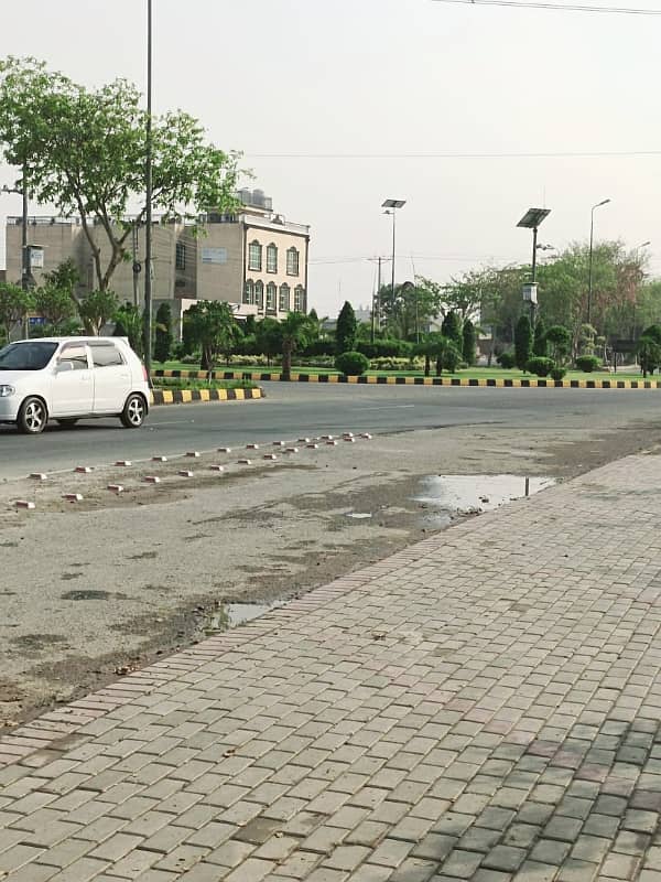 20 MARLA PLOT 150ft Road IN BLOCK H HOT LOCATION FOR SEMI COMMERCIAL ACTIVITIES 9