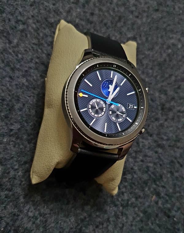 Samsung Watch S3 Classic (mint condition) 3