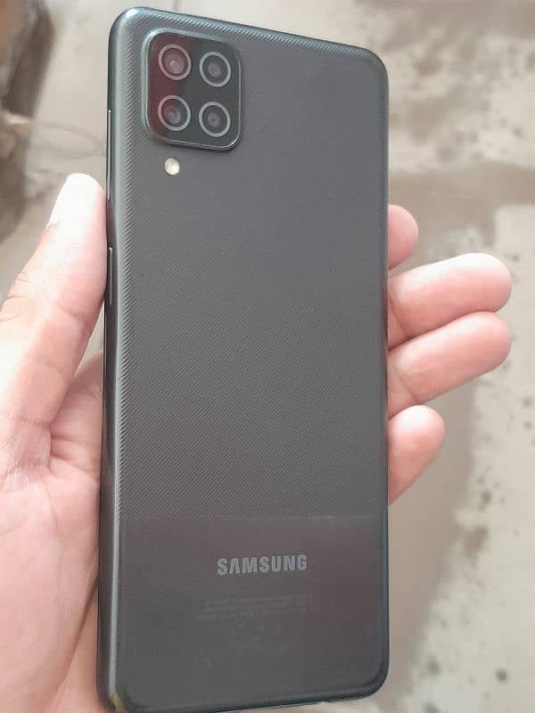 Samsung A12 0