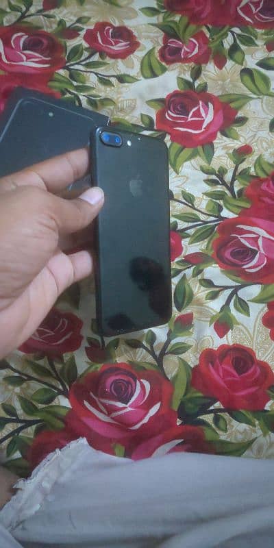 iPhone 7plus pta approved 128gb with box 3