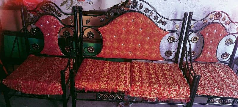 Iron Sofa Set in very good condition 1