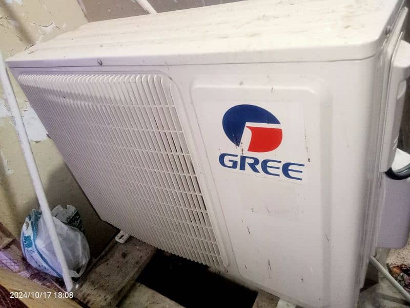 GREE AC 1.5 TON 4