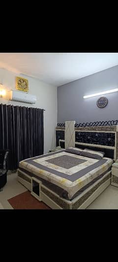 Premium bed is available for sale 0