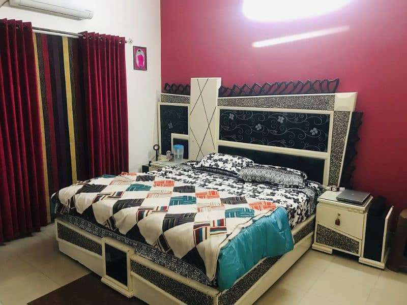 Premium bed is available for sale 3