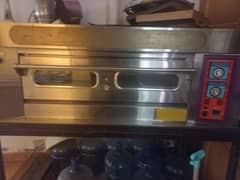 professional 6 to 8 cake brand new oven very reasonable price