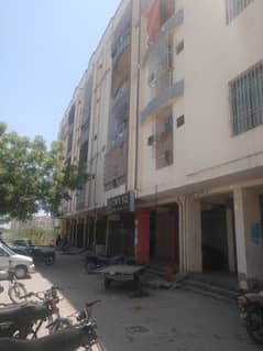 AMAZING FLAT IN GULSHAN-E-AZEEM