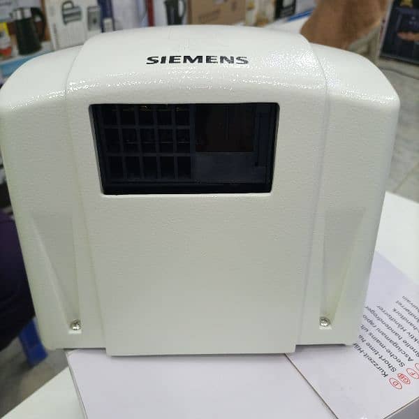 Siemens hand dryer metal body 1