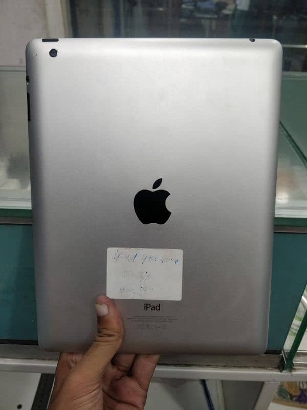 Apple IPAD 4th Generation 0