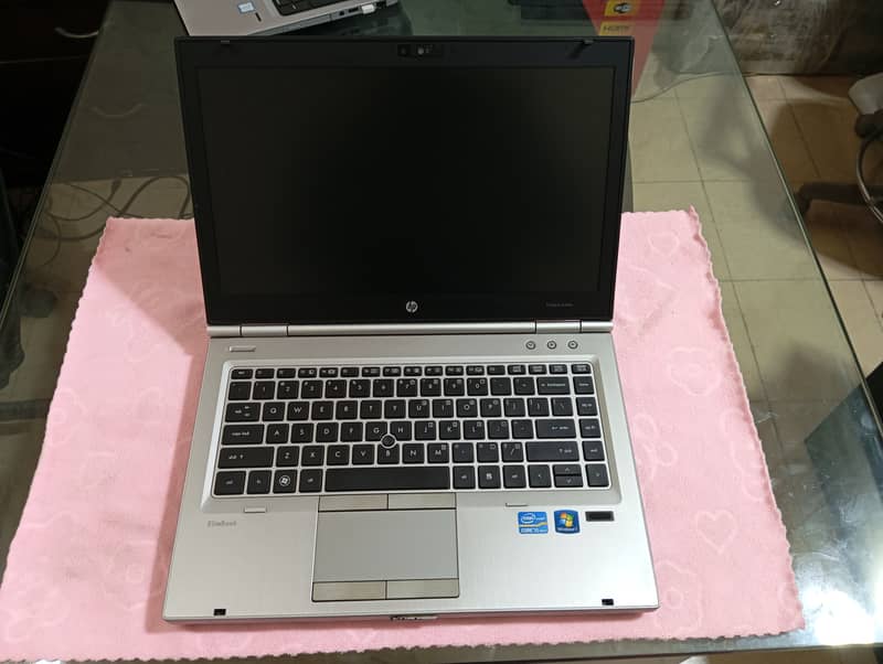 HP Elite Book 8460P, 2nd Genration, 4GB,  320GB 0