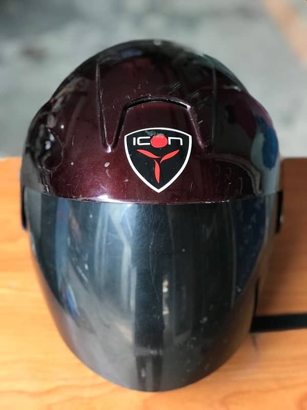 icon helmet Medium size 1