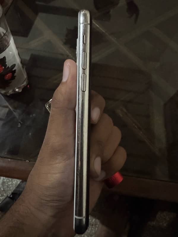 Iphone 11 pro for sale 0