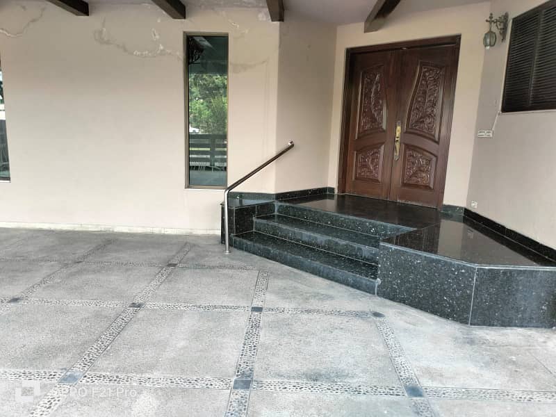 GERNAL COLONY HOUSE HOT LOCATION HOUSE FOR RENT 14