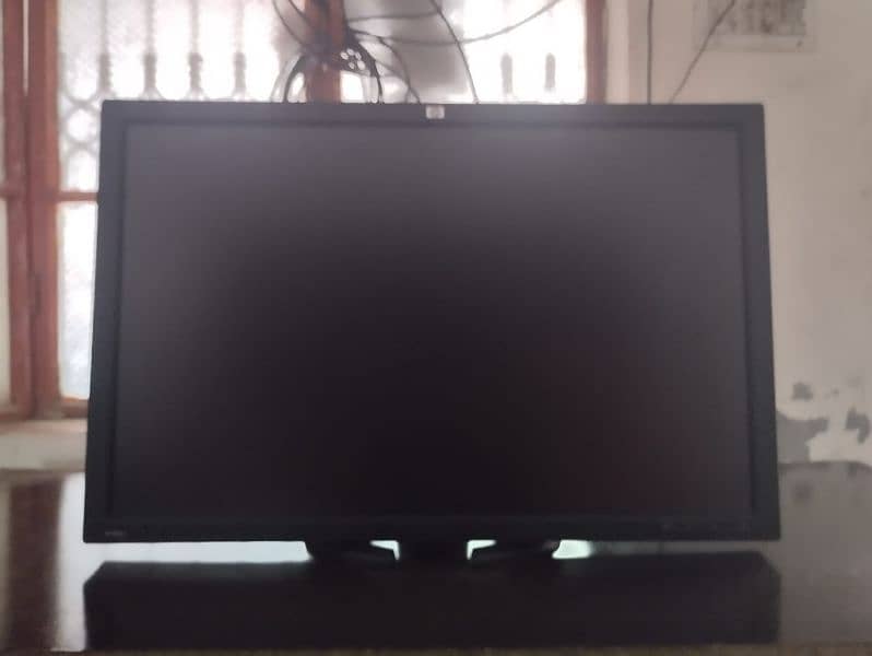 HP ZR30W Gaming 2K lcd 0