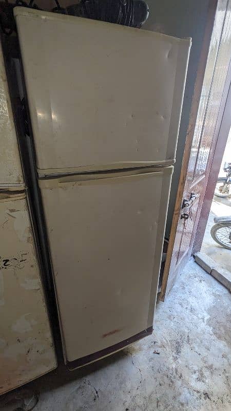 Dawlance midoum size fridge 03052578227 4