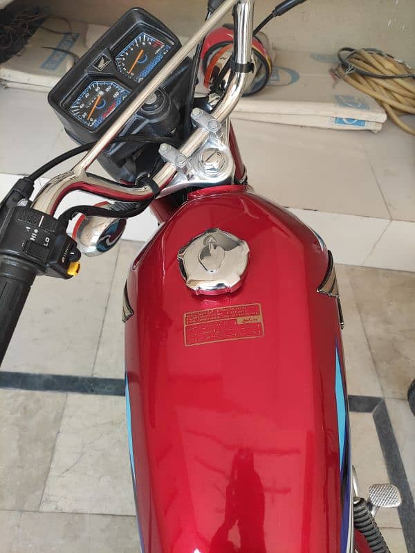 honda 125 2024 5