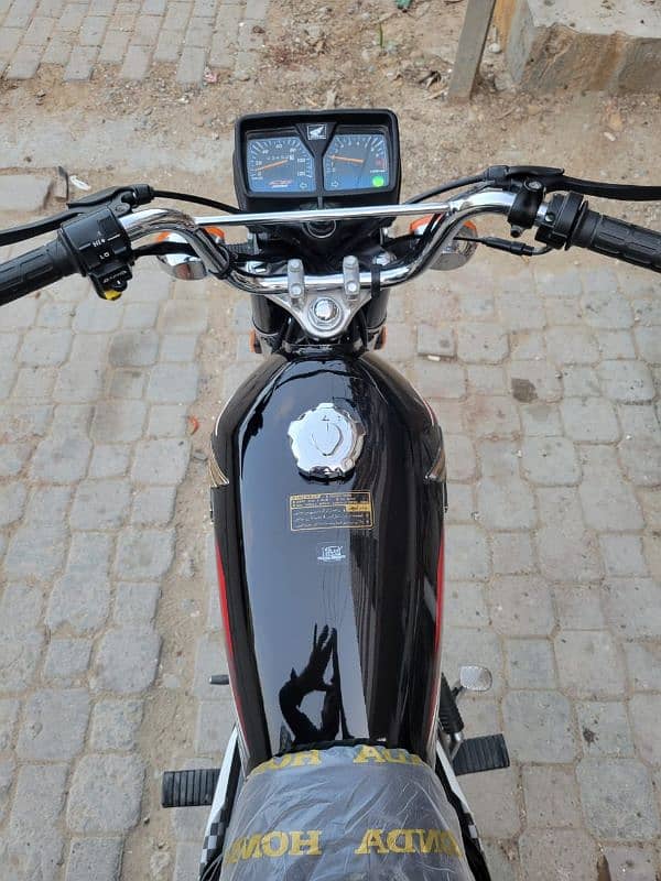 Honda 125 black colour 2024 model just new bike 7