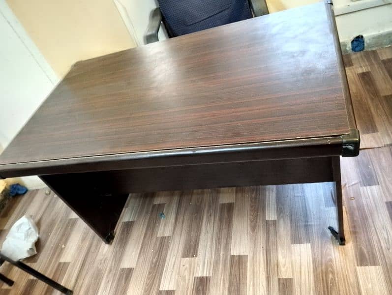 Office Tables & Sofas For Sale Urgent 3