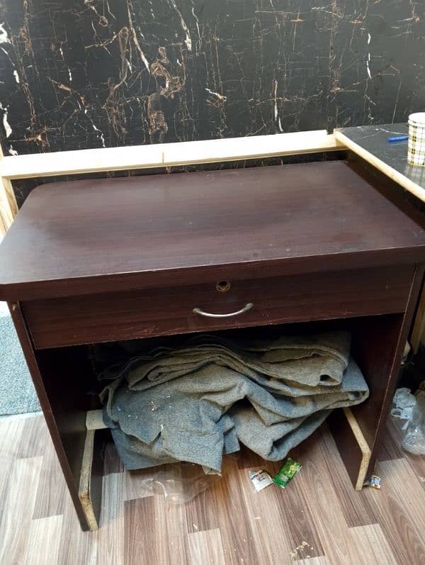 Office Tables & Sofas For Sale Urgent 4