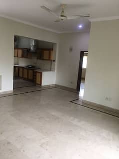 2 KANAL UPPER PORTION IS AVAILABLE FOR RENT IN JOHAR TOWN LAHORE 0