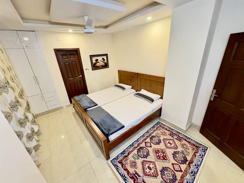 -3 Bedroom lavish apartment available on daily basis 36