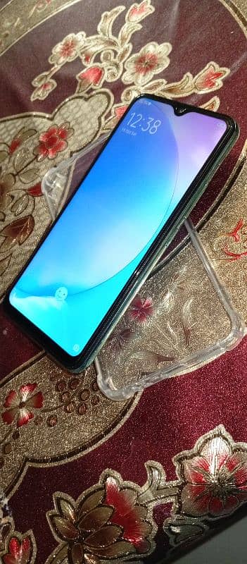 Vivo y17 dual SIM approved 256 gb. with box exchange possible or sell 3