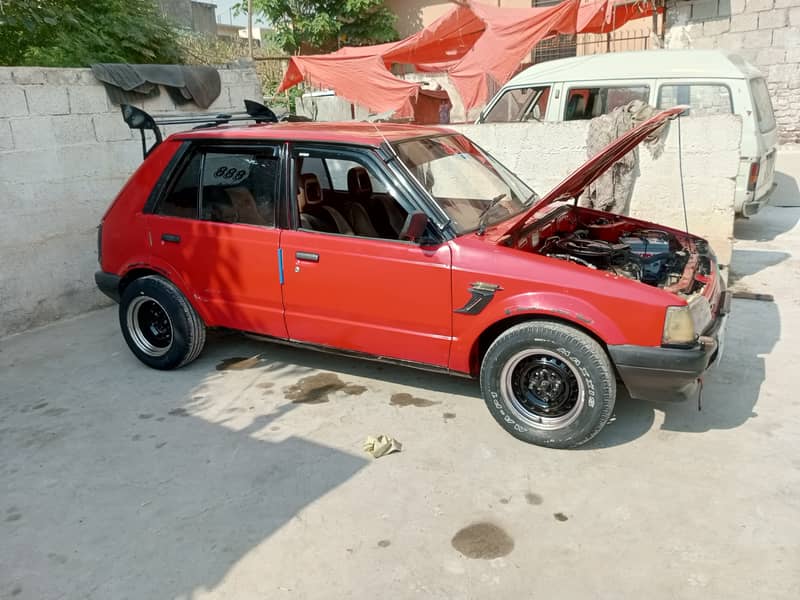 Daihatsu Charade 1985 1000cc 5