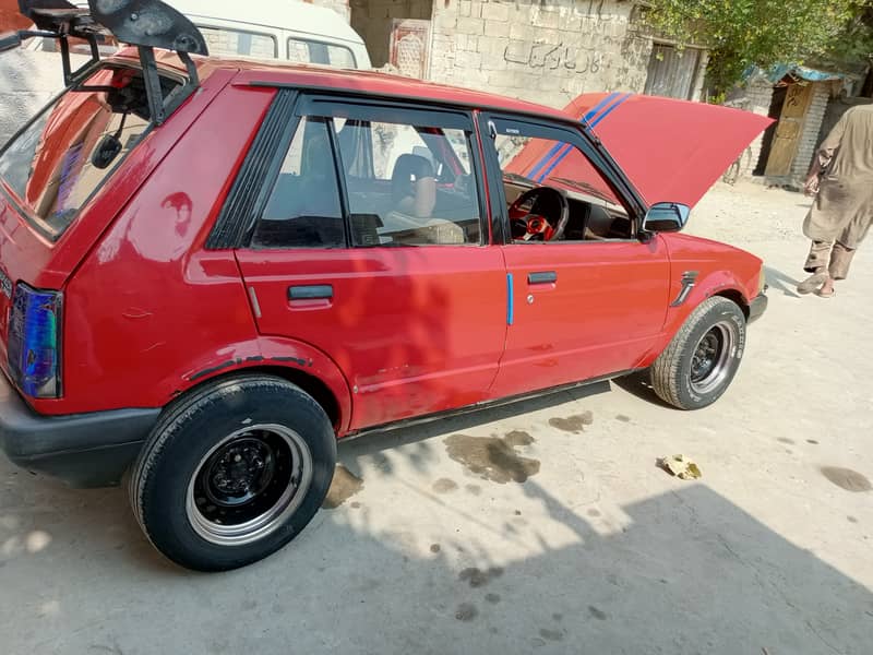 Daihatsu Charade 1985 1000cc 7