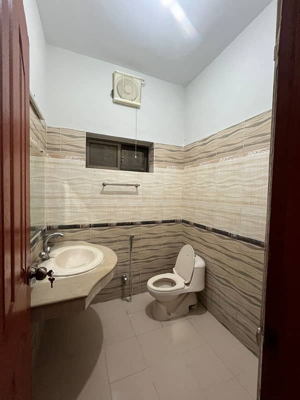 with separate Gate 3 bedroom attach washroom one Canal upper portion for rent demand 150000 at Prime location for family 5