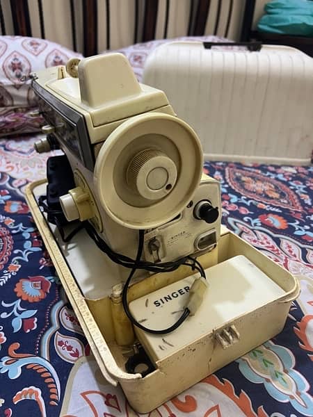 Singer Sewing machine for sale 2