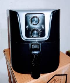 Dawlance DWAF-3013 Air Fryer – Lightly Used, Minor Handle Crack!