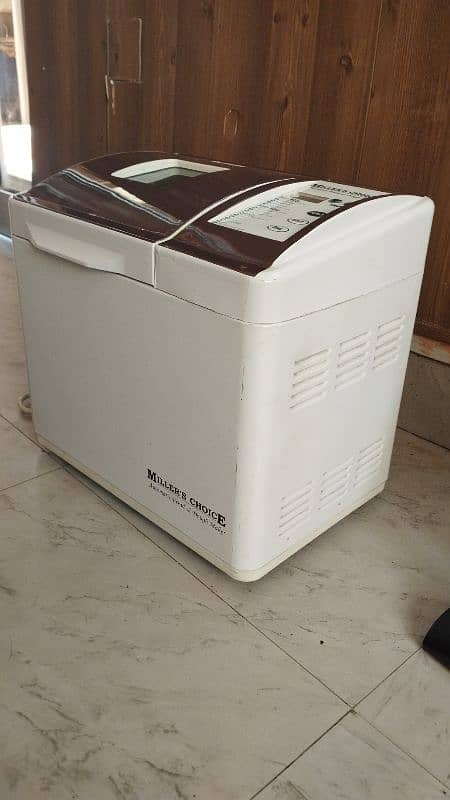 Atta gondhnay ki Machine. Automatic Bread Maker 0