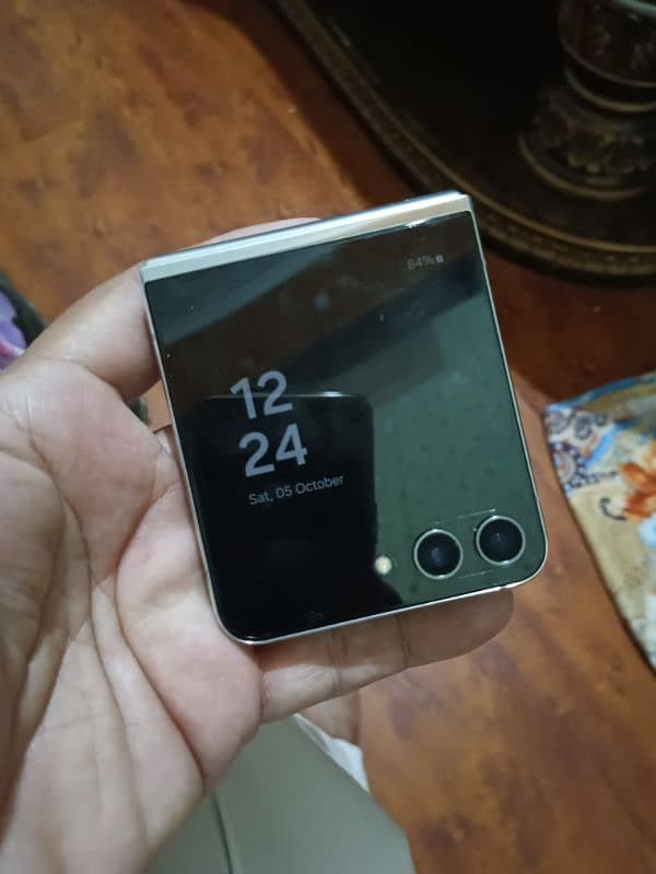 Samsung z flip 5 3