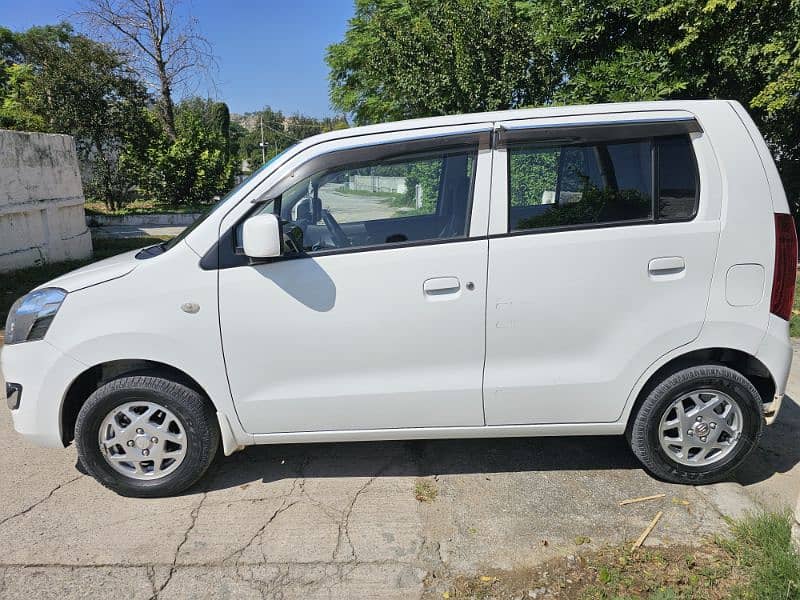 Suzuki Wagon R AGS 2022 5