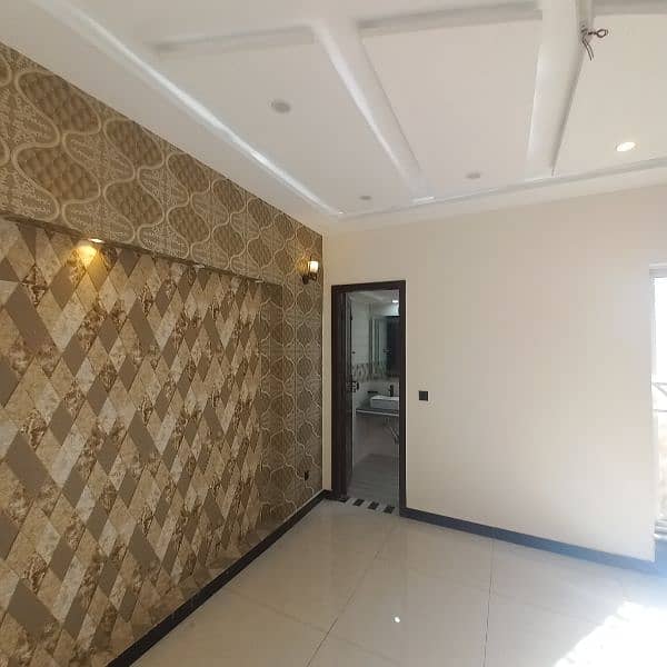 5 Marla New House For Rent in Bahria Town Lahore 17