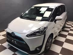 Toyota Sienta 2017