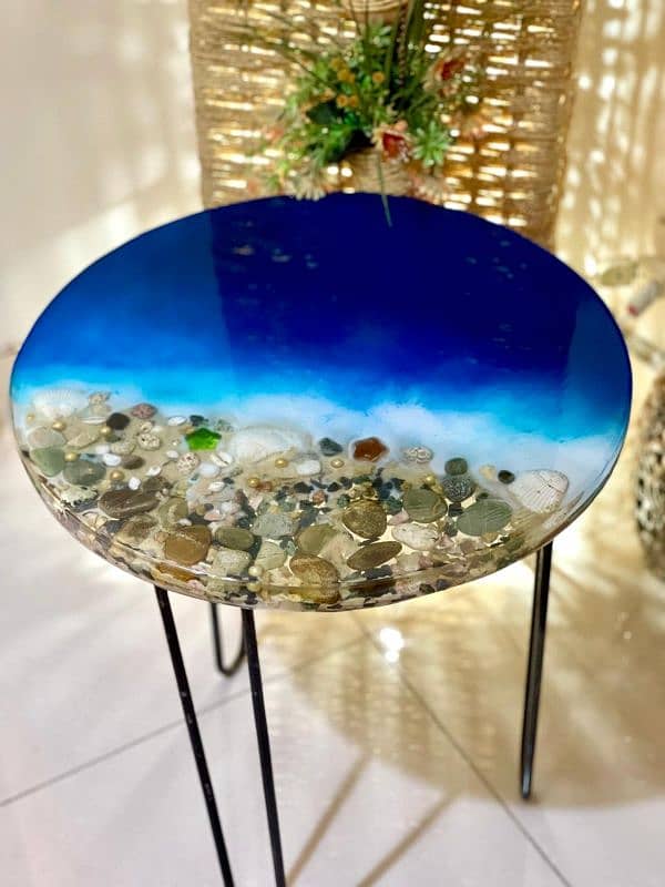 Handmade resin table 3