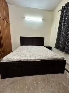 bed with side tables and dressing table for sale 0