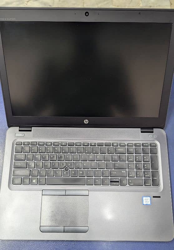 Hp ZBOOK 15U G4 1