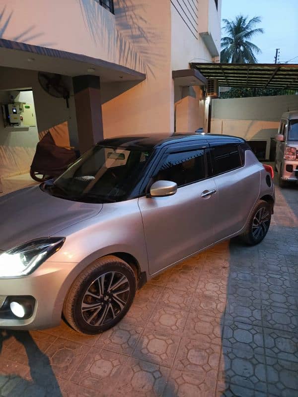 Suzuki Swift 2022 4