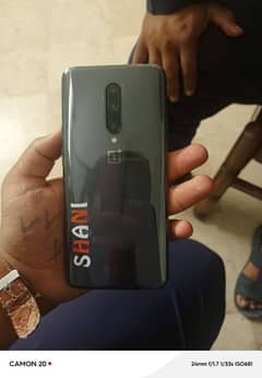 one plus 7 pro 10 by 10 bilkul on lach condition 0