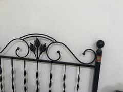 single iron bed