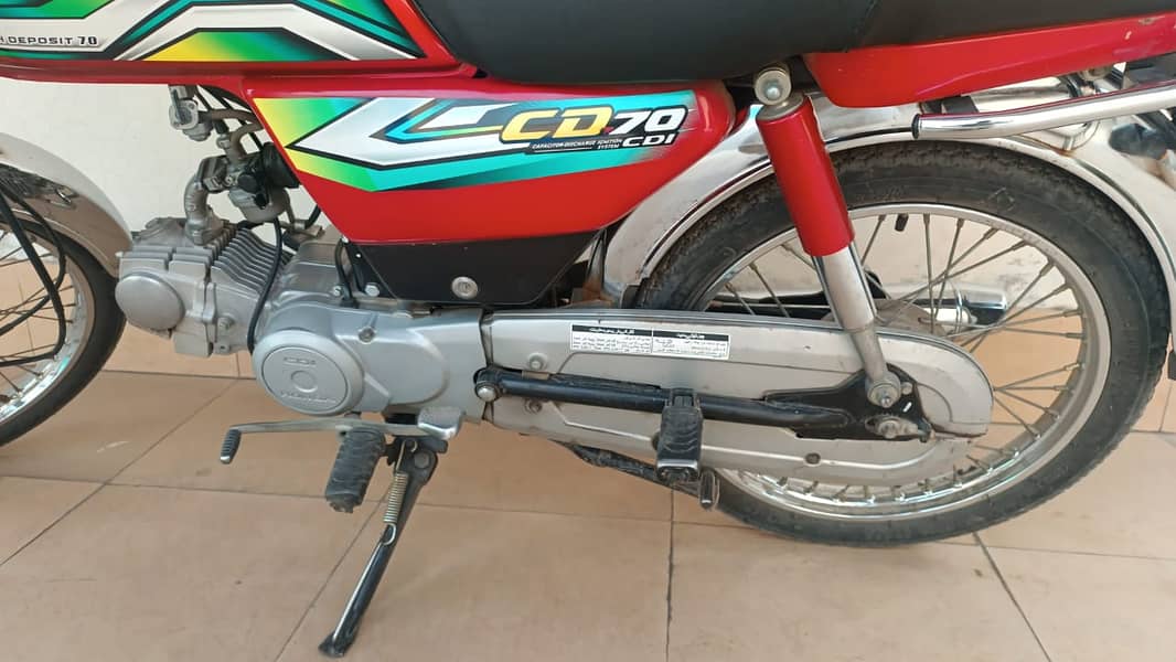 Honda CD 70 2023 10/10 condition urgent hy 1