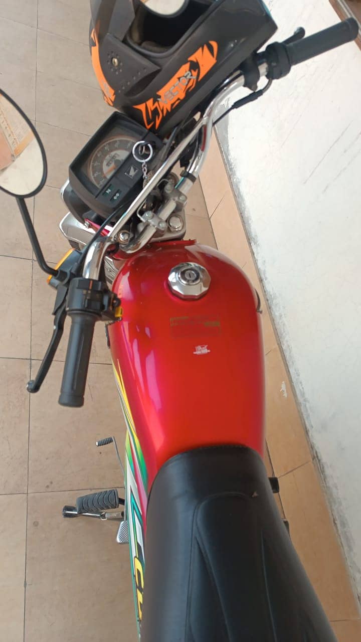 Honda CD 70 2023 10/10 condition urgent hy 3