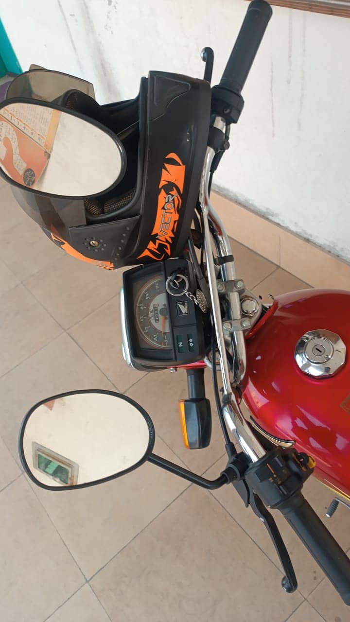 Honda CD 70 2023 10/10 condition urgent hy 4