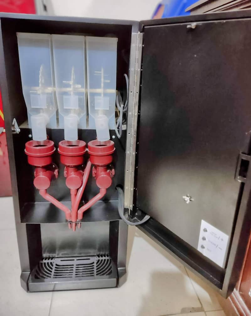 Tea Machine / Coffee Machine / Tea and Coffee Vending Machine 2