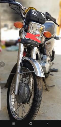 Honda 125  sheld engine ma  Koi fault nahi 10 9 condition