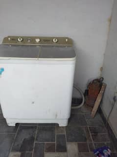 Kenwood washing machine and dryer 10.10 condition